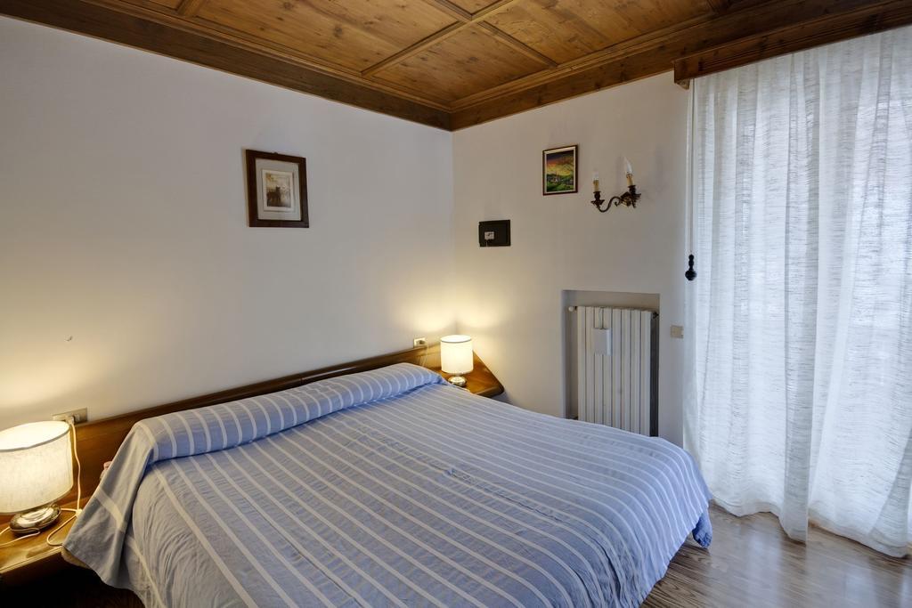 Appartamenti Barisetti Cortina dʼAmpezzo Pokoj fotografie